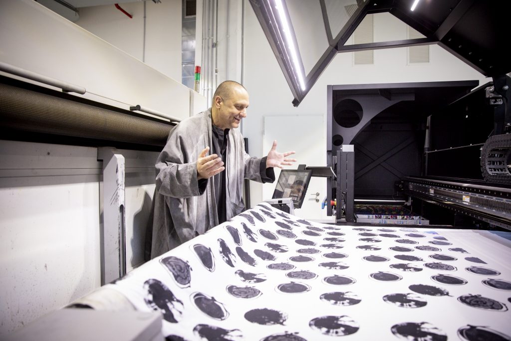 Sasson Kedem uses Kornit technology to create custom fabrics for fashion design.