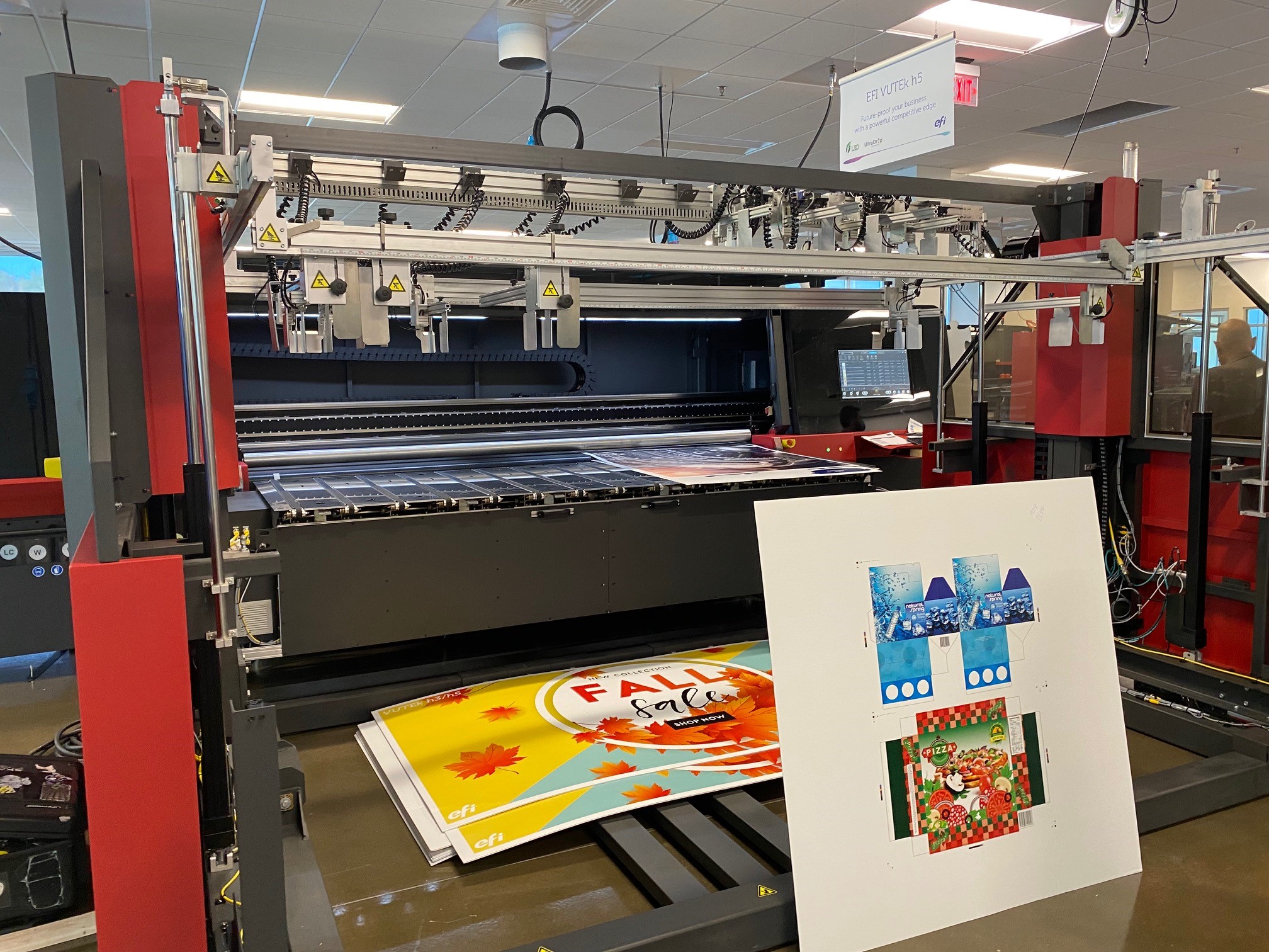 The EFI Vutek h5 at the EFI Ignite open house